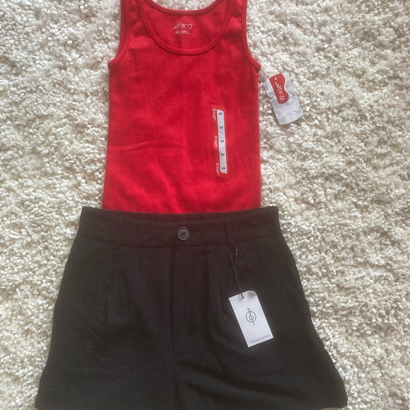 Tank and Shorts Size XS Bundle - Picture 3 of 3